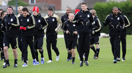 12月1日NBA看点：湖人冲击7连胜，猛龙&尼克斯强强对话（12月1日NBA前瞻：湖人剑指七连胜，猛龙与尼克斯强强碰撞）