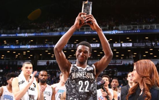 马克西20+4独木难支，奇兵31分刷爆生涯纪录，魔术41分大胜76人（马克西20+4难救主，奇兵轰生涯新高31分，魔术41分狂胜76人）