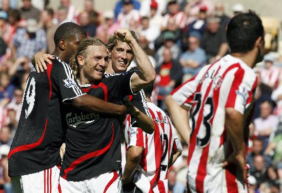 因涉嫌种族主义与性别歧视，费城联合体育总监已被停职（被指涉种族主义与性别歧视，费城联合体育总监遭停职）