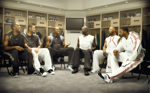 足球世界杯官方公布首批裁判名单，引发讨论（国际足联发布世界杯首批裁判阵容，社会各界热议）