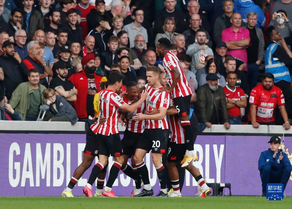 马卡：皇马计划引入一位投资者，出售5%至10%的股份给他（马卡：皇马考虑引入投资方，出让5%-10%股权）