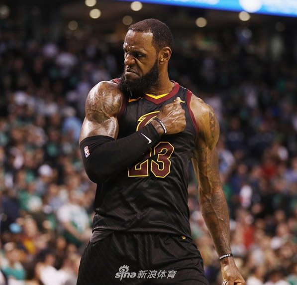 NBA杯半场：亚历山大17分6助，雷霆74-48太阳（NBA季中锦标赛半场：雷霆74-48压制太阳，亚历山大轰17分送6助攻）