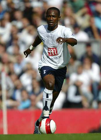 绿帽哥：迪奥曼德经纪人前往英国，与曼联商讨合同条款（绿帽哥：迪奥曼德经纪人赴英，与曼联就合同细节进行谈判）